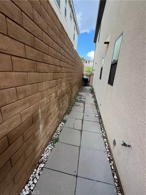 11651 N Deerlake Rnch, Chatsworth, CA 91311