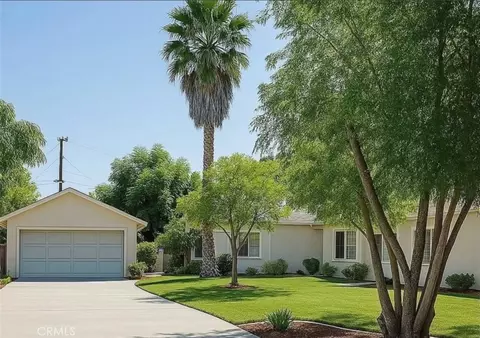 9922 Haines Cyn, Tujunga, CA 91042