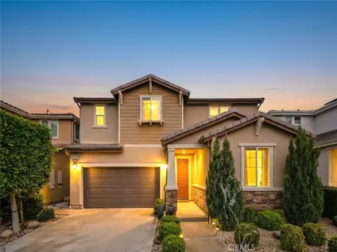 16075 Cook Ln, North Hills, CA 91343