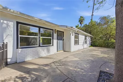 8123 Amor Rd, Los Angeles, CA 90046