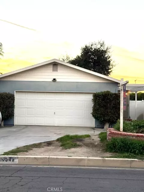 10549 Rhodesia, Sunland, CA 91040