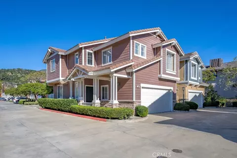 108 Peppertree, Monrovia, CA 91016