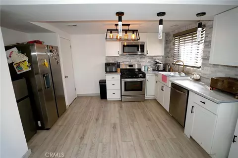 Kitchen - 18954 Sherman Way #3, Reseda, CA 91335 photo 1 of 2