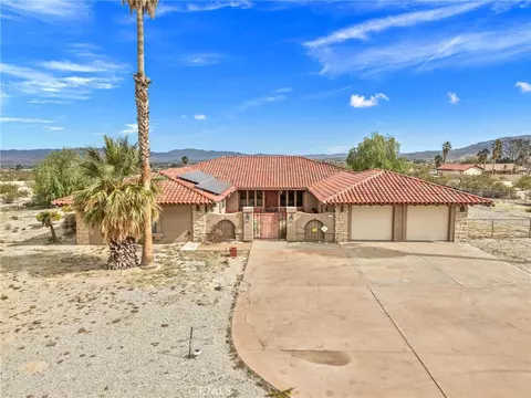 5717 Sunrise Rd, Twentynine Palms, CA 92277