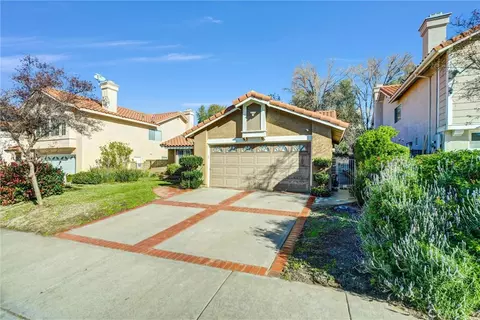 20061 Shadow Hills Ct, Santa Clarita, CA 91390