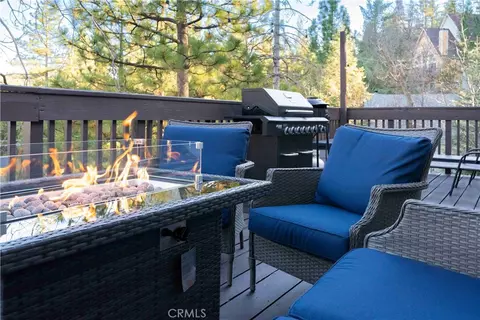 Exterior - 695 Sutter Ln, Lake Arrowhead, CA 92352 photo 3 of 6