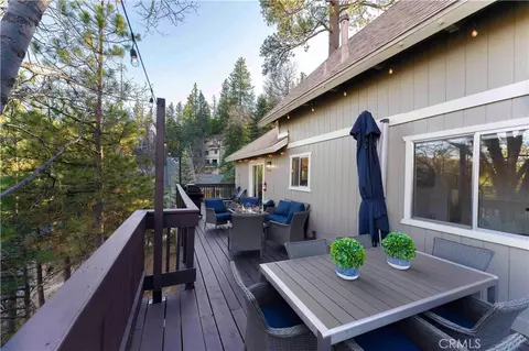 Exterior - 695 Sutter Ln, Lake Arrowhead, CA 92352 photo 4 of 6