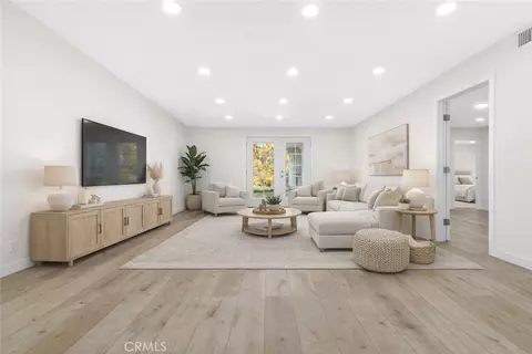 11753 Blythe, North Hollywood, CA 91605