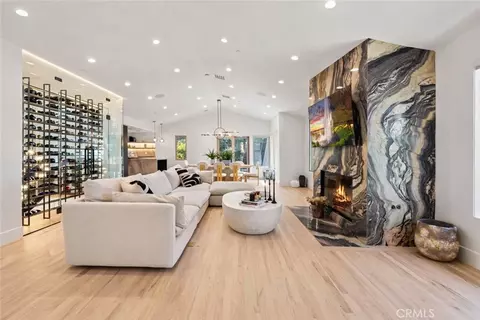 7628 Airlie, Tujunga, CA 91042