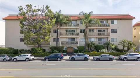 5400 Lindley Ave #221, Encino, CA 91316