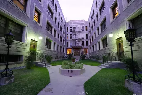 2121 James M Wood #412, Los Angeles, CA 90006