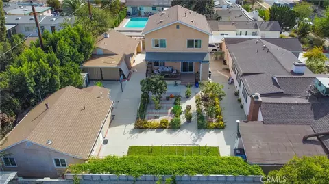 5848 Cleon Ave, North Hollywood, CA 91601