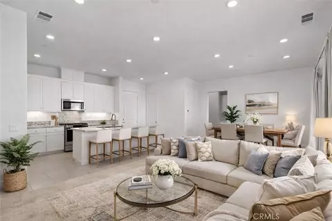 27410 Merlin Pl #305, Valencia, CA 91381