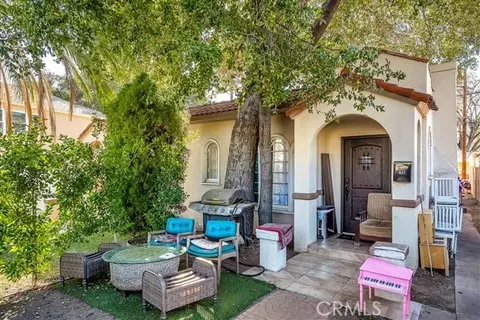 Exterior - 609 Corwin Ave, Glendale, CA 91206 photo 2 of 8