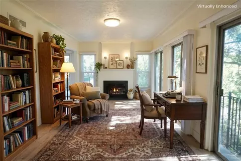 6845 Alta Loma Ter, Los Angeles, CA 90068