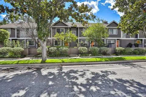 1318 Corson #4, Pasadena, CA 91106