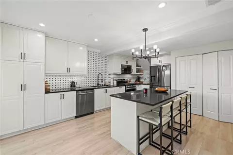 8601 Sunland #37, Sun Valley, CA 91352