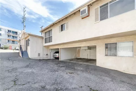 Exterior - 10139 Hillhaven, Tujunga, CA 91042 photo 4 of 5