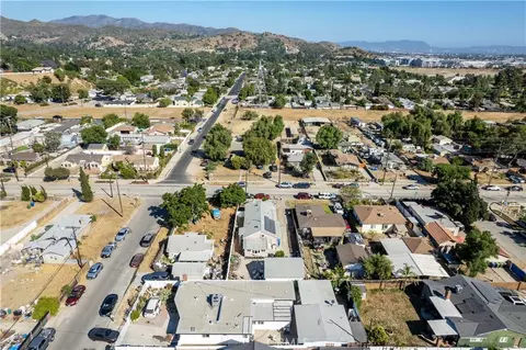 View/Area - 11203 Sheldon St, Sun Valley, CA 91352 photo 12 of 20
