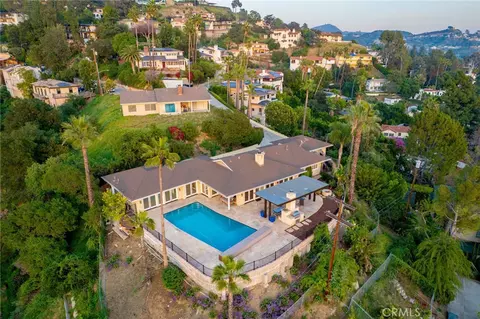 736 Cavanagh Rd, Glendale, CA 91207