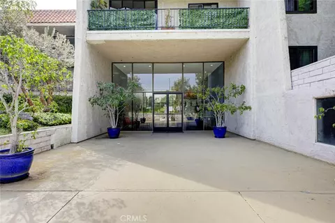1401 Valley Vw #206, Glendale, CA 91202