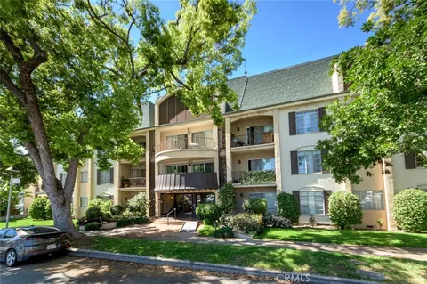 215 N Kenwood St #303, Glendale, CA 91206