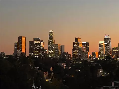 1882 N Alvarado St #16, Los Angeles, CA 90026