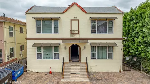 1211 N Kenmore, Los Angeles, CA 90029