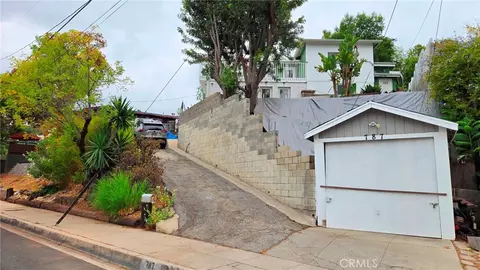 787 Terrace 49, Los Angeles, CA 90042