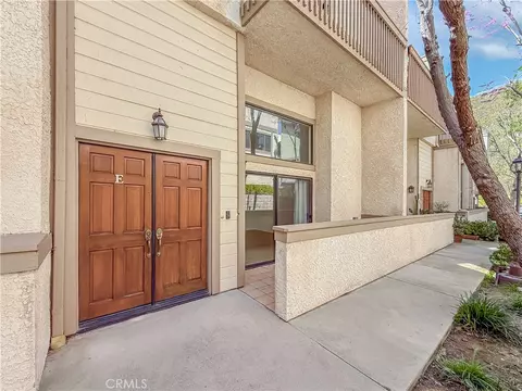 26120 Alizia Cyn #E, Calabasas, CA 91302