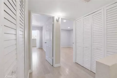 Entry Way - 121 Sinclair Ave #213, Glendale, CA 91206 photo 3 of 3