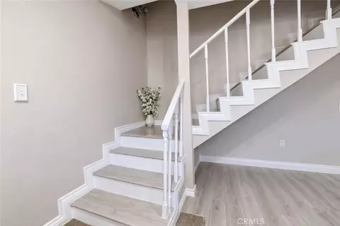 Entry Way - 121 Sinclair Ave #213, Glendale, CA 91206 photo 1 of 3