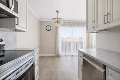 Other - 121 Sinclair Ave #213, Glendale, CA 91206 photo 3 of 9
