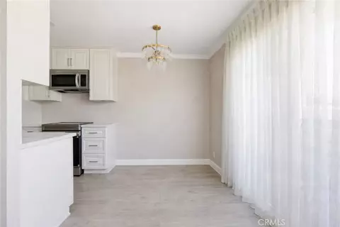 Other - 121 Sinclair Ave #213, Glendale, CA 91206 photo 2 of 9