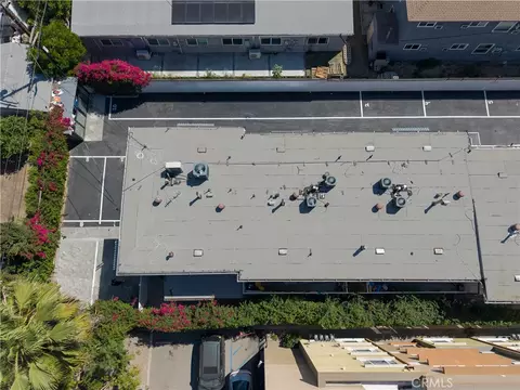 View/Area - 13445 Vanowen St, Van Nuys, CA 91405 photo 11 of 13