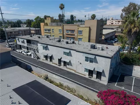 View/Area - 13445 Vanowen St, Van Nuys, CA 91405 photo 3 of 13
