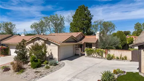 26013 Palomita Dr, Valencia, CA 91355