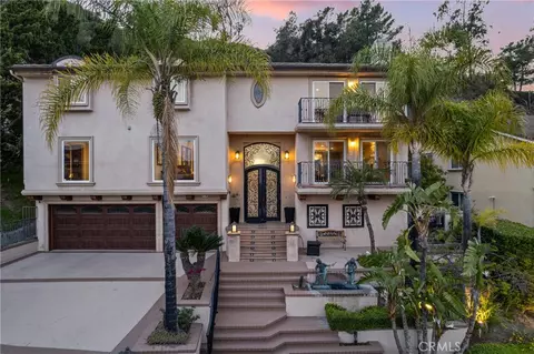 3435 Oakmont View Dr, Glendale, CA 91208