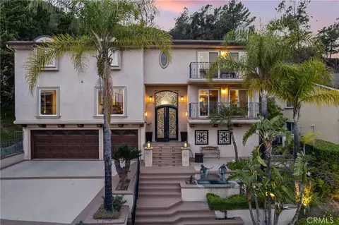 3435 Oakmont View Dr, Glendale, CA 91208