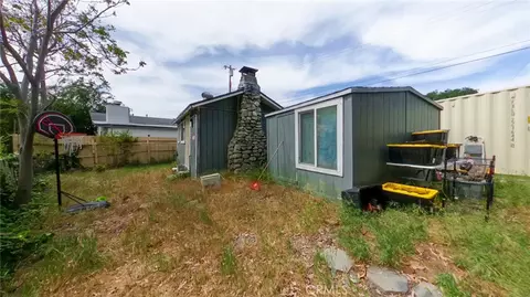 Exterior - 7618 Thousand Oaks, Tujunga, CA 91042 photo 2 of 2