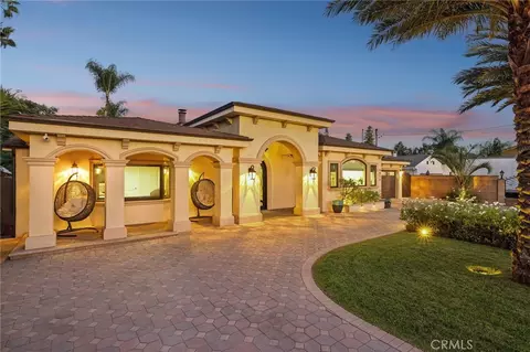 6850 Longridge, North Hollywood, CA 91605