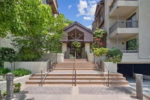 236 N Louise St #104, Glendale, CA 91206