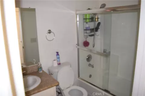 Bath - 10128 Hillhaven, Tujunga, CA 91042 photo 1 of 1