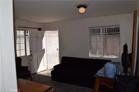 Living - 10128 Hillhaven, Tujunga, CA 91042 photo 1 of 1