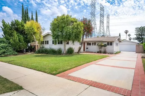 16500 Kalisher St, Granada Hills, CA 91344