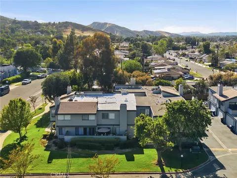 View/Area - 6443 Stoney Vw #4, Simi Valley, CA 93063 photo 3 of 4