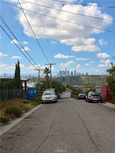 621 Etta St, Mount Washington, CA 90065