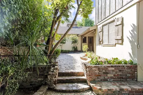 Exterior - 3852 Eureka Dr, Studio City, CA 91604 photo 5 of 8
