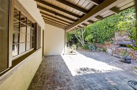 Exterior - 3852 Eureka Dr, Studio City, CA 91604 photo 3 of 8