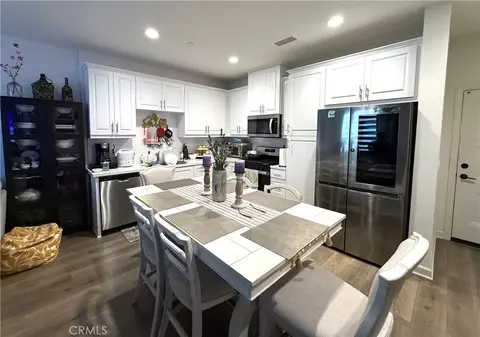 Kitchen - 3681 E Moonlight #71, Ontario, CA 91761 photo 1 of 2